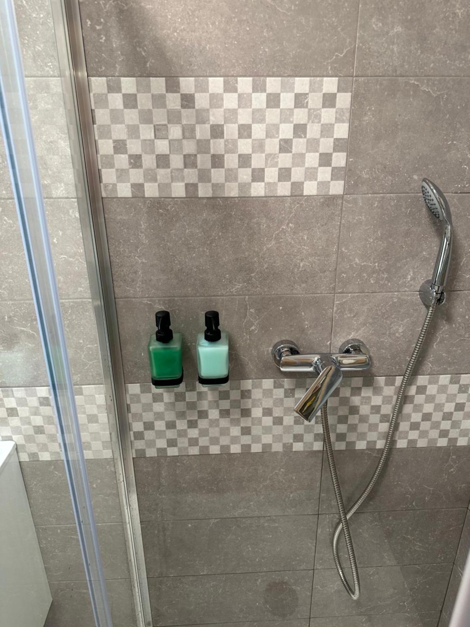 Apartma Anze Samec Dobravlje Esterno foto